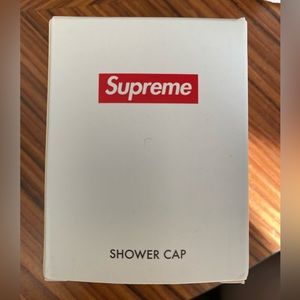 Supreme Shower Cap- NWT REDUCED 🔥